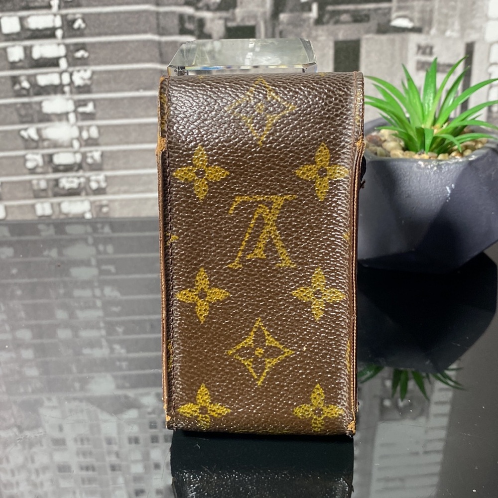 Authentic Louis Vuitton Monogram Case - Picture 9 of 16